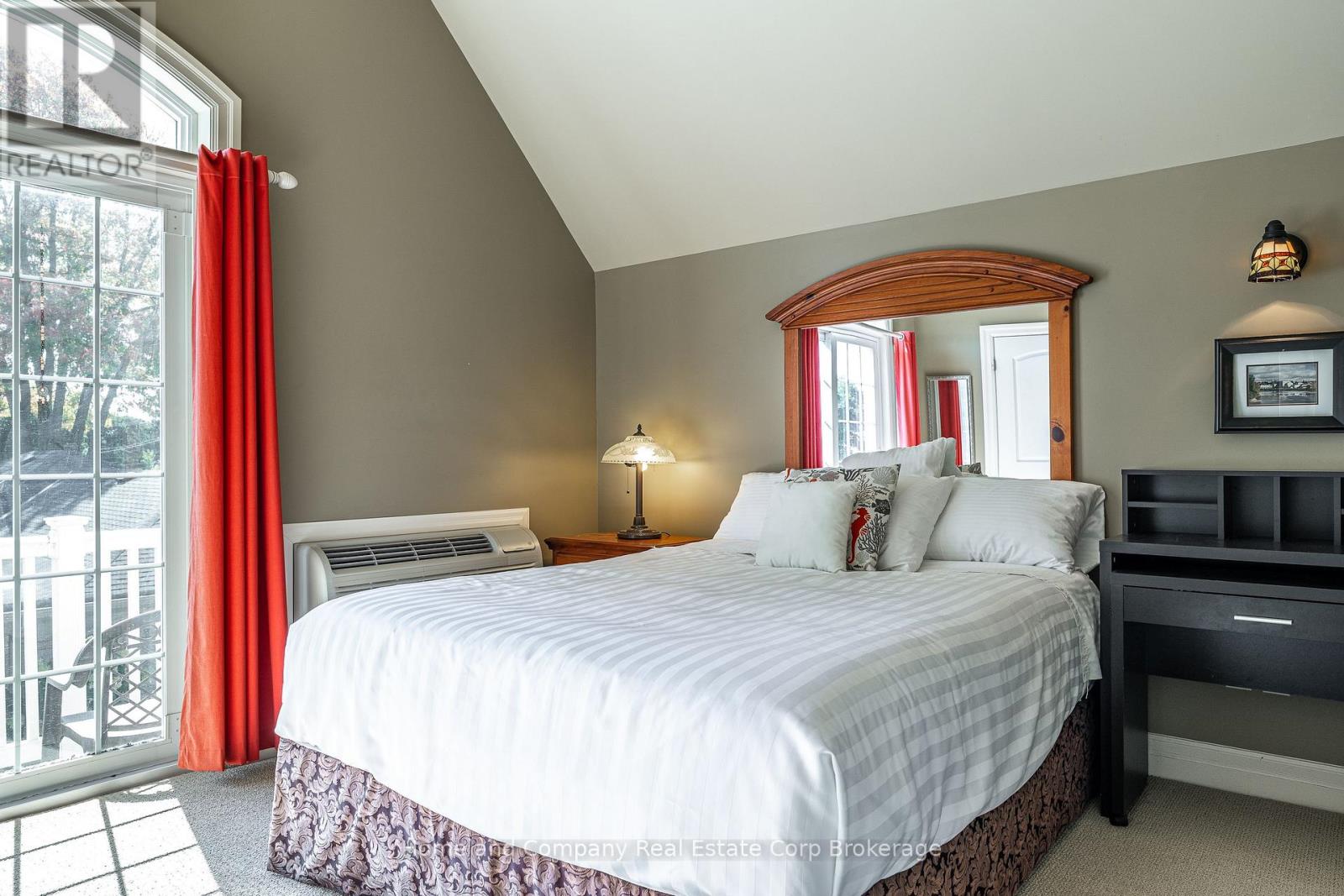 35 Thomas Street, St. Marys, Ontario  N4X 1A2 - Photo 24 - X12437429