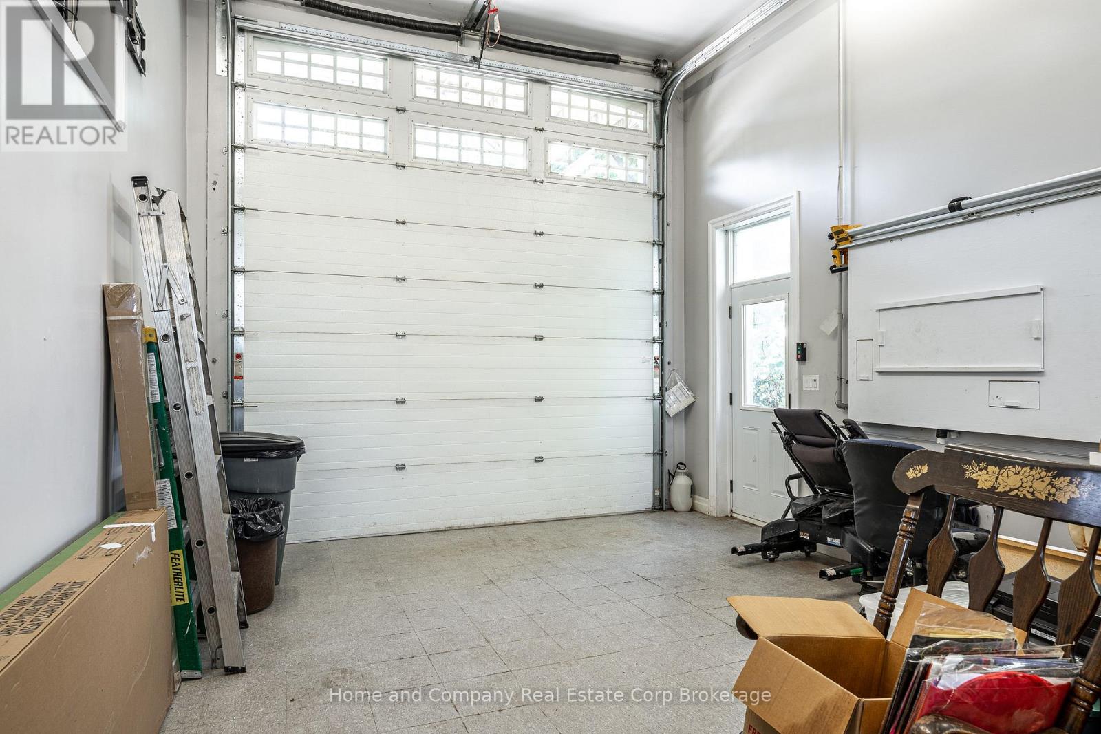 35 Thomas Street, St. Marys, Ontario  N4X 1A2 - Photo 38 - X12437429