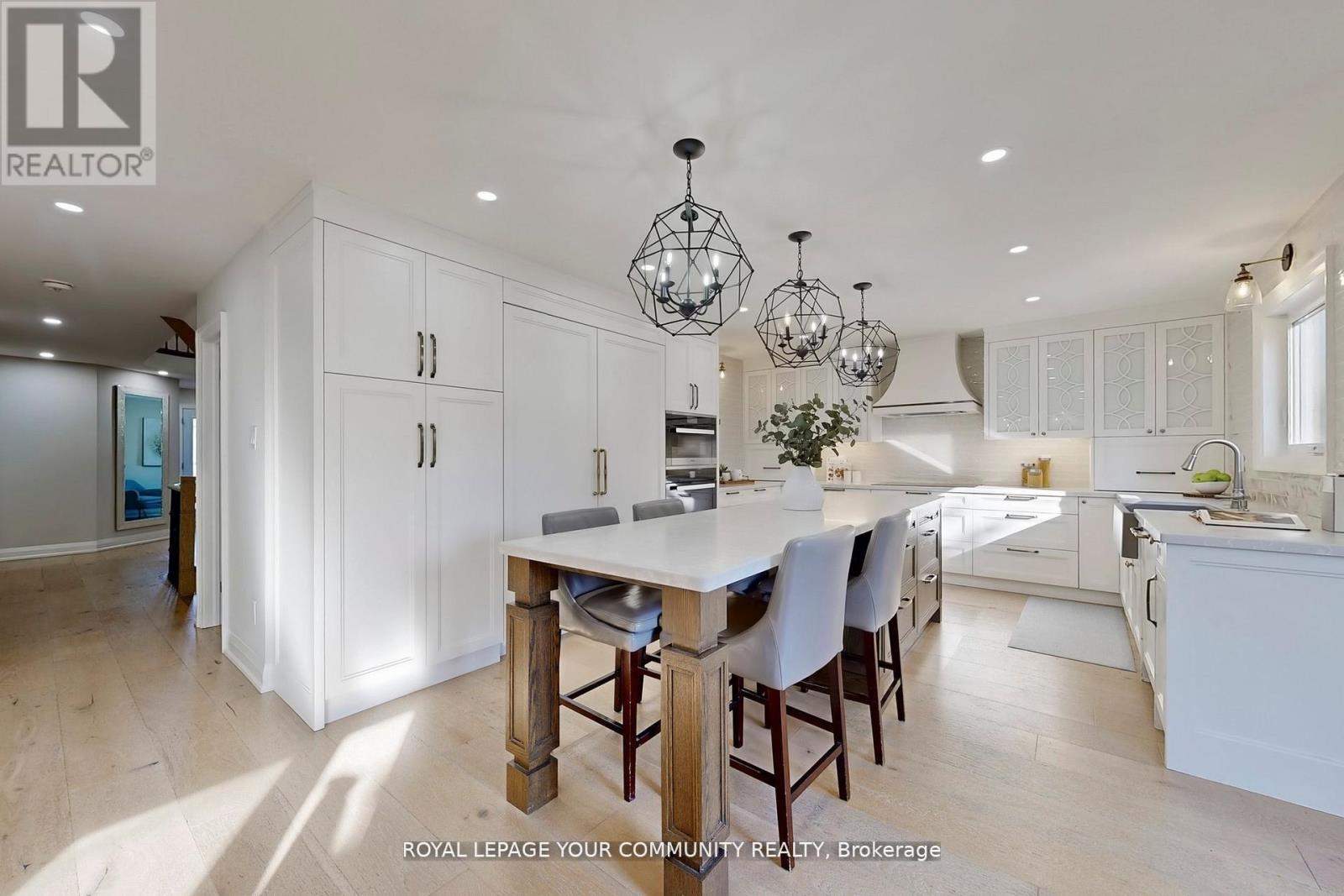 236 Thornway Avenue, Vaughan, Ontario  L4J 7X8 - Photo 8 - N12676286