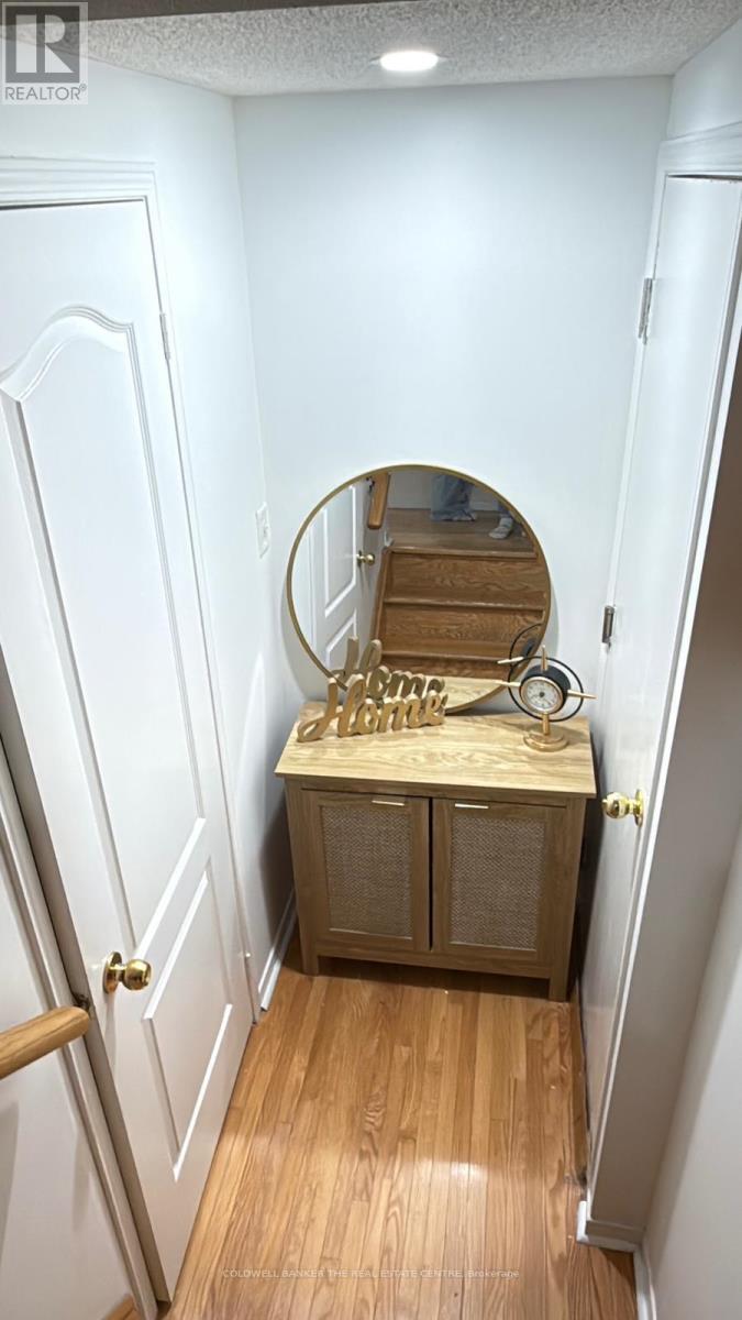 Upper - 1 Jarrett Court, Vaughan, Ontario  L6A 3W4 - Photo 10 - N12676288