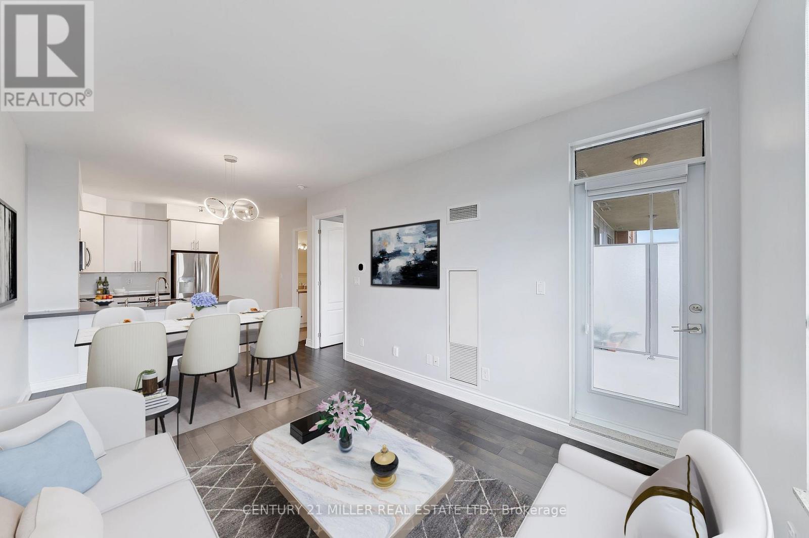 1619 - 60 South Town Centre Boulevard, Markham, Ontario  L6G 0C5 - Photo 2 - N12676292