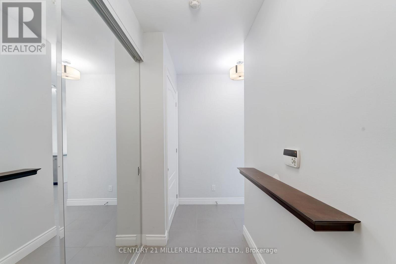 1619 - 60 South Town Centre Boulevard, Markham, Ontario  L6G 0C5 - Photo 8 - N12676292