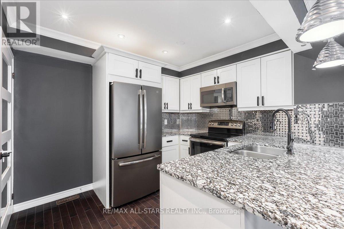 47 - 115 Main Street S, Newmarket, Ontario  L3Y 8J3 - Photo 11 - N12676406