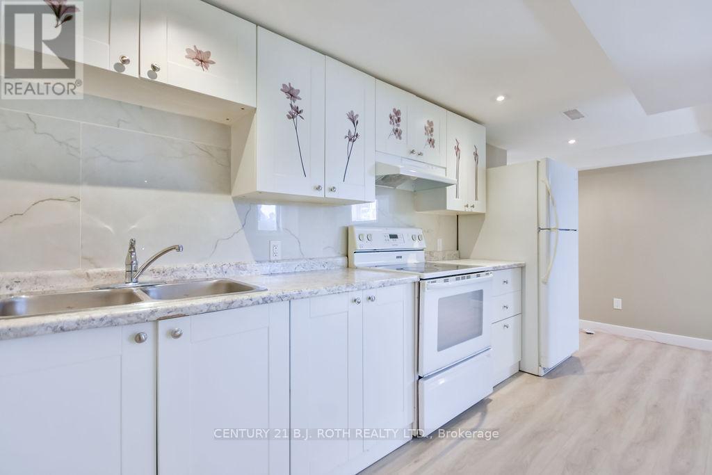 63 Davidson Street, Barrie (Wellington), Ontario  L4M 3S2 - Photo 15 - S12676350