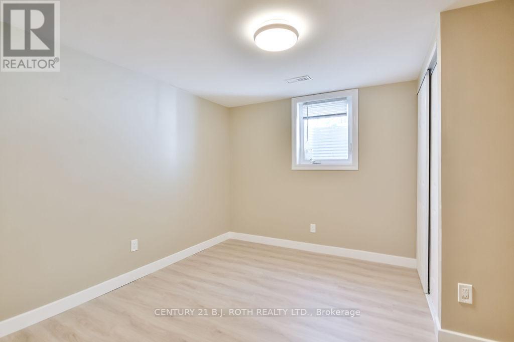 63 Davidson Street, Barrie (Wellington), Ontario  L4M 3S2 - Photo 18 - S12676350