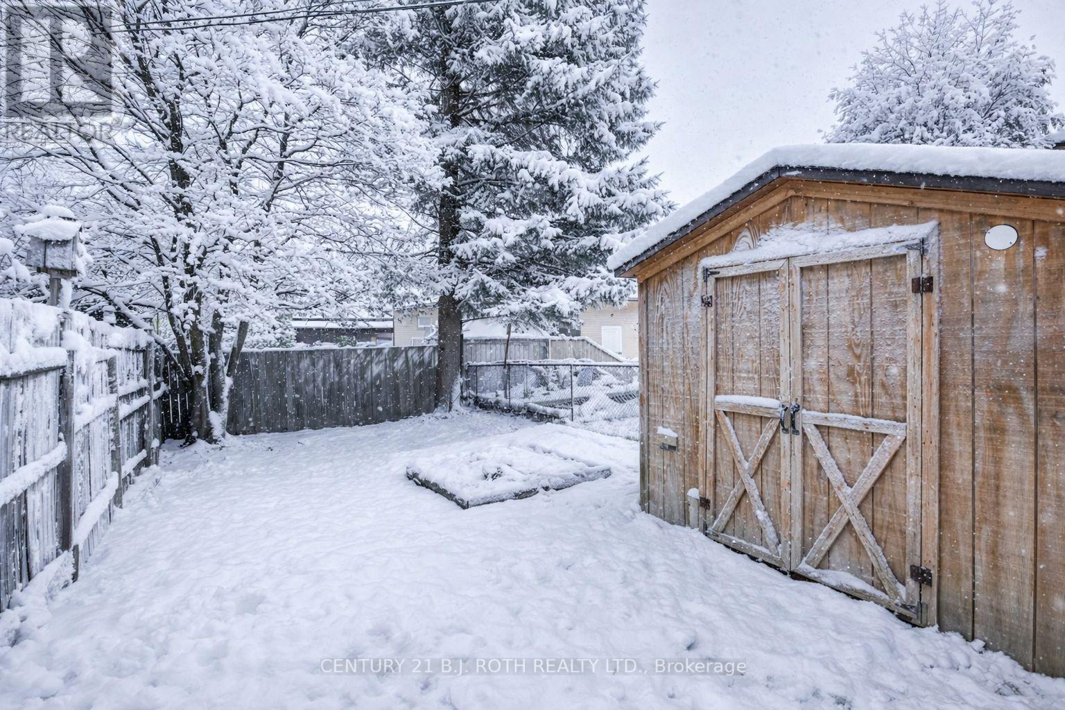 63 Davidson Street, Barrie (Wellington), Ontario  L4M 3S2 - Photo 21 - S12676350