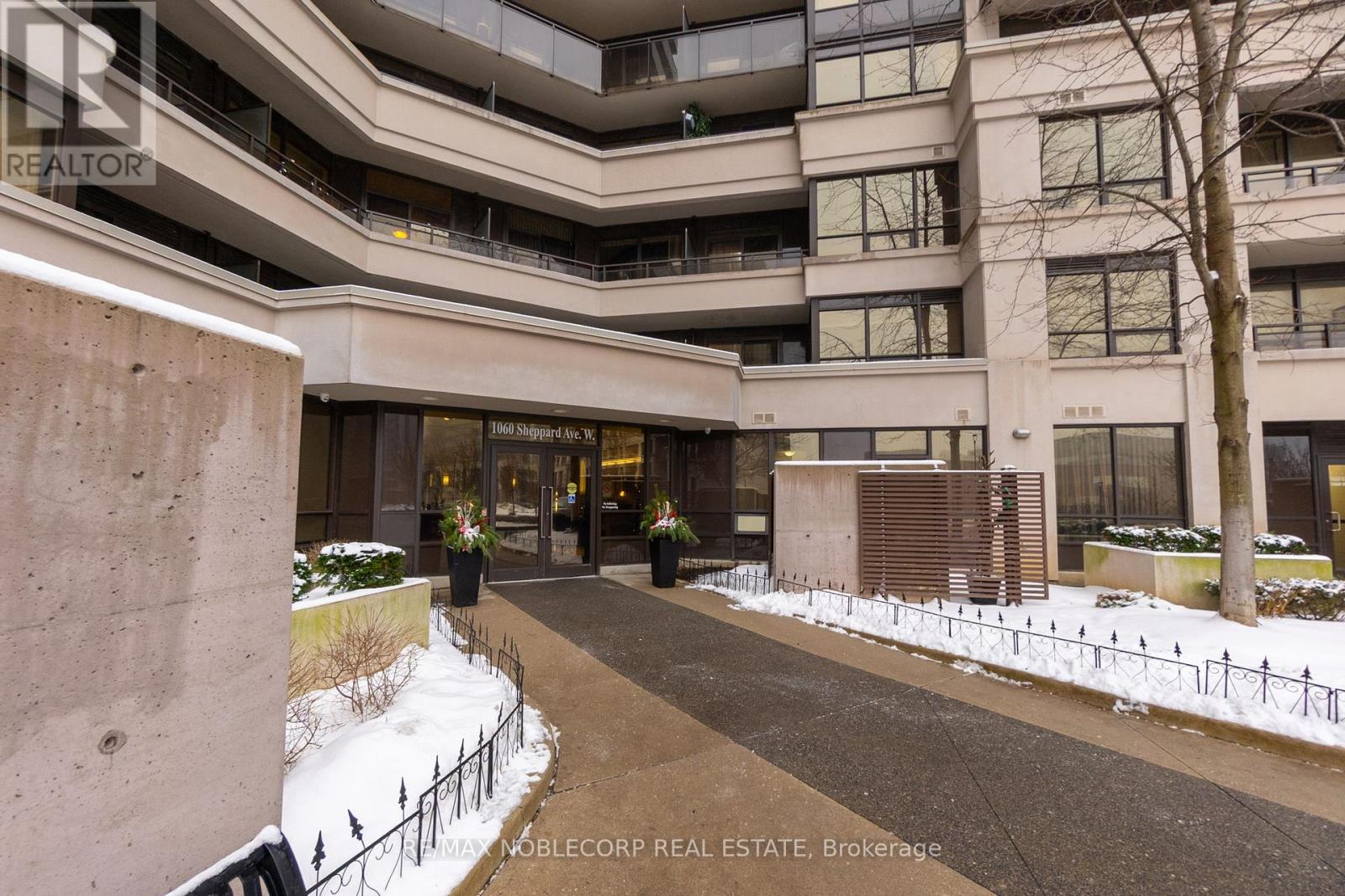 917 - 1060 Sheppard Avenue W, Toronto, Ontario M3J 0G7 - Photo 26 - W12671994