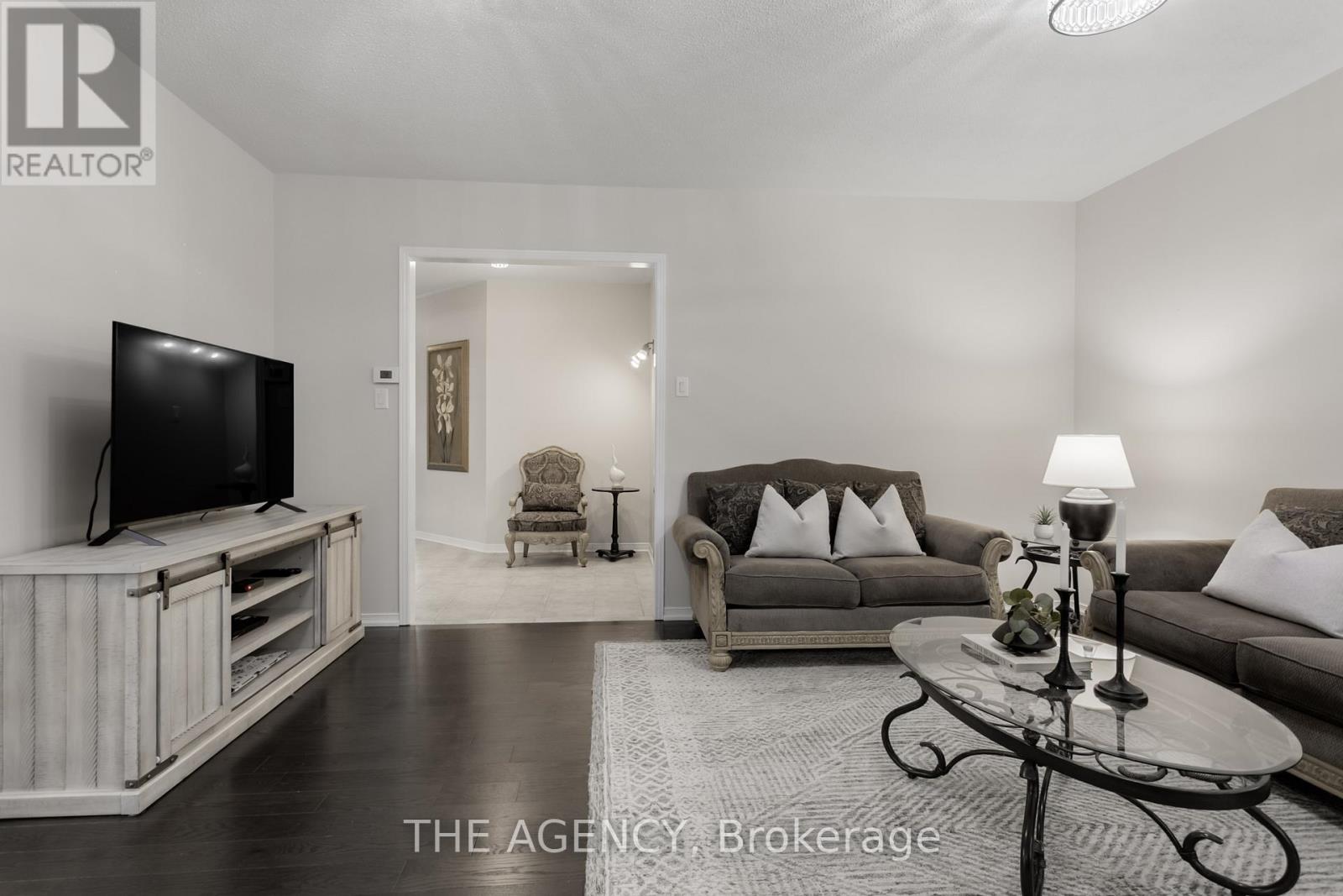 13 Smoothwater Street, Brampton, Ontario  L6R 2G2 - Photo 11 - W12676308