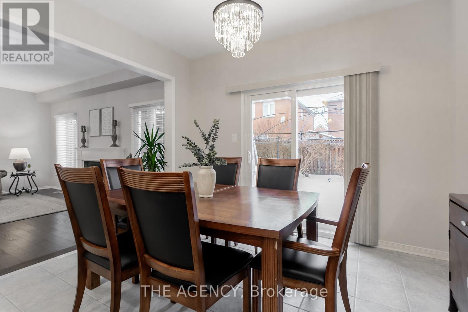 13 Smoothwater Street, Brampton, Ontario  L6R 2G2 - Photo 17 - W12676308