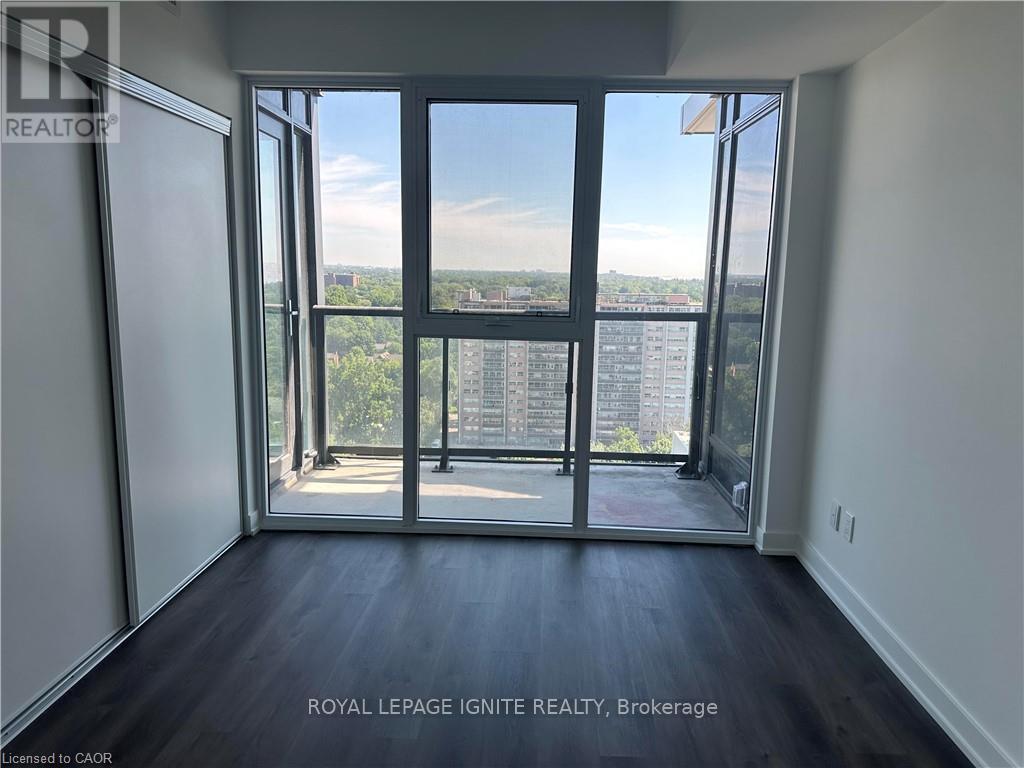 1702 - 370 Martha Street, Burlington, Ontario  L7R 0G9 - Photo 15 - W12676322