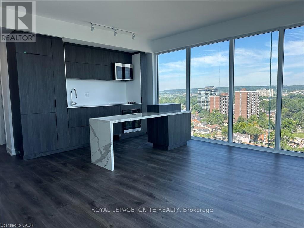 1702 - 370 Martha Street, Burlington, Ontario  L7R 0G9 - Photo 6 - W12676322