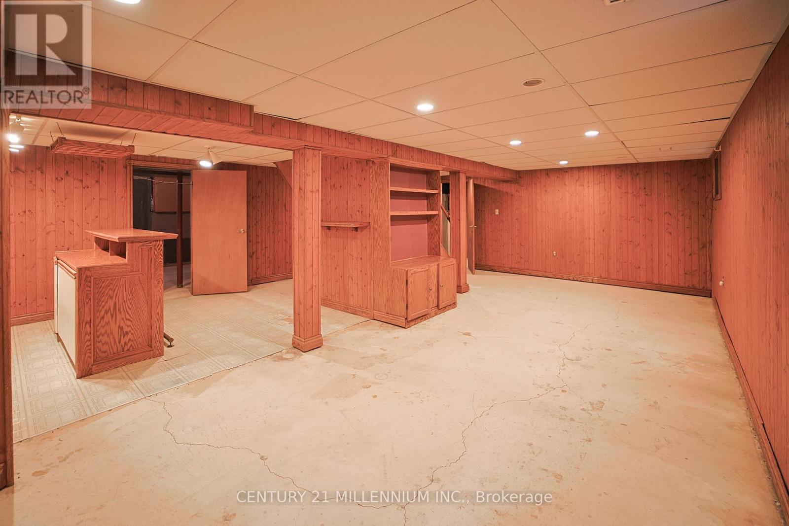 1281 Deer Run, Mississauga (Creditview), Ontario  L5C 3P8 - Photo 37 - W12676342