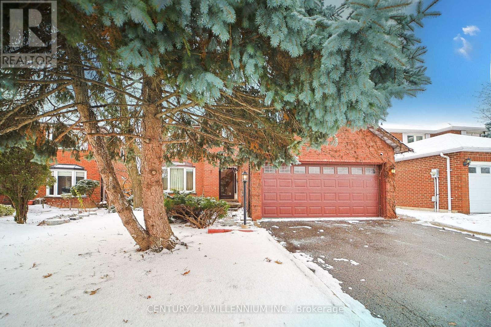 1281 Deer Run, Mississauga (Creditview), Ontario  L5C 3P8 - Photo 43 - W12676342