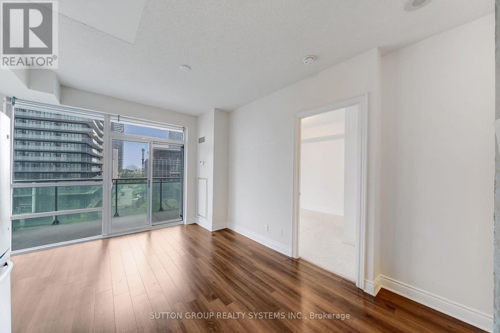 601 - 16 Brookers Lane, Toronto, Ontario  M8V 0A5 - Photo 13 - W12676344