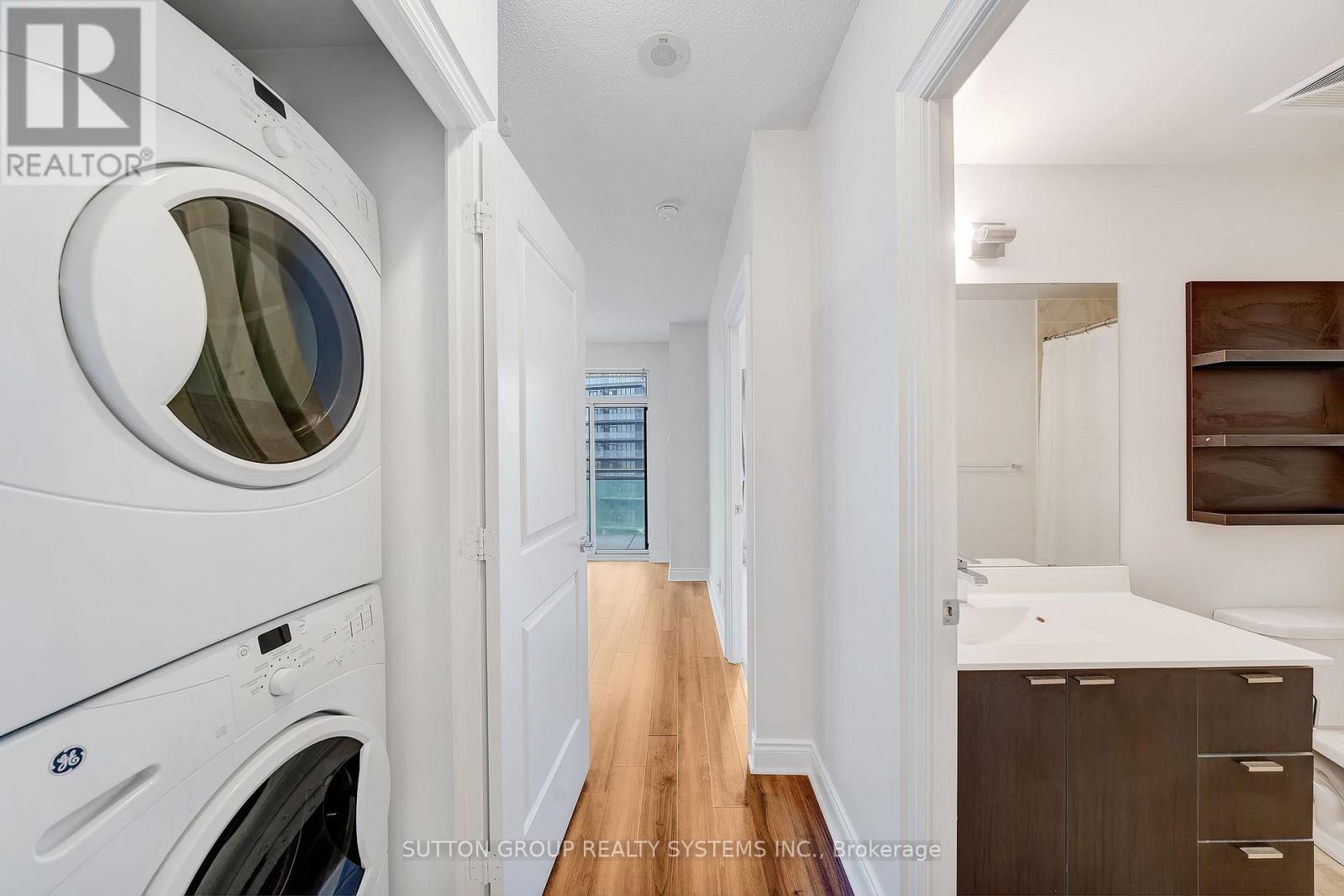 601 - 16 Brookers Lane, Toronto, Ontario  M8V 0A5 - Photo 7 - W12676344