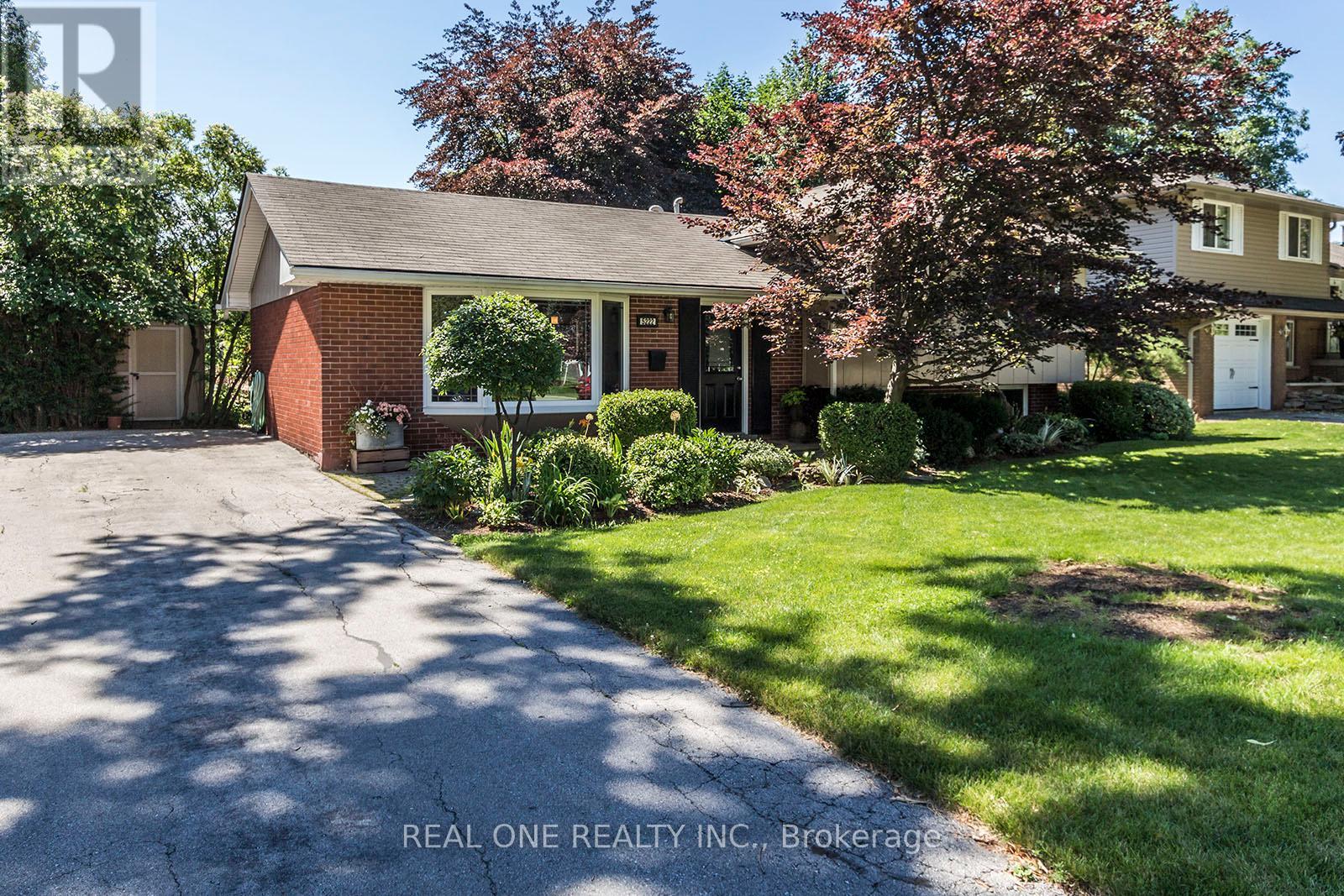 5222 BROMLEY ROAD, Burlington, Ontario