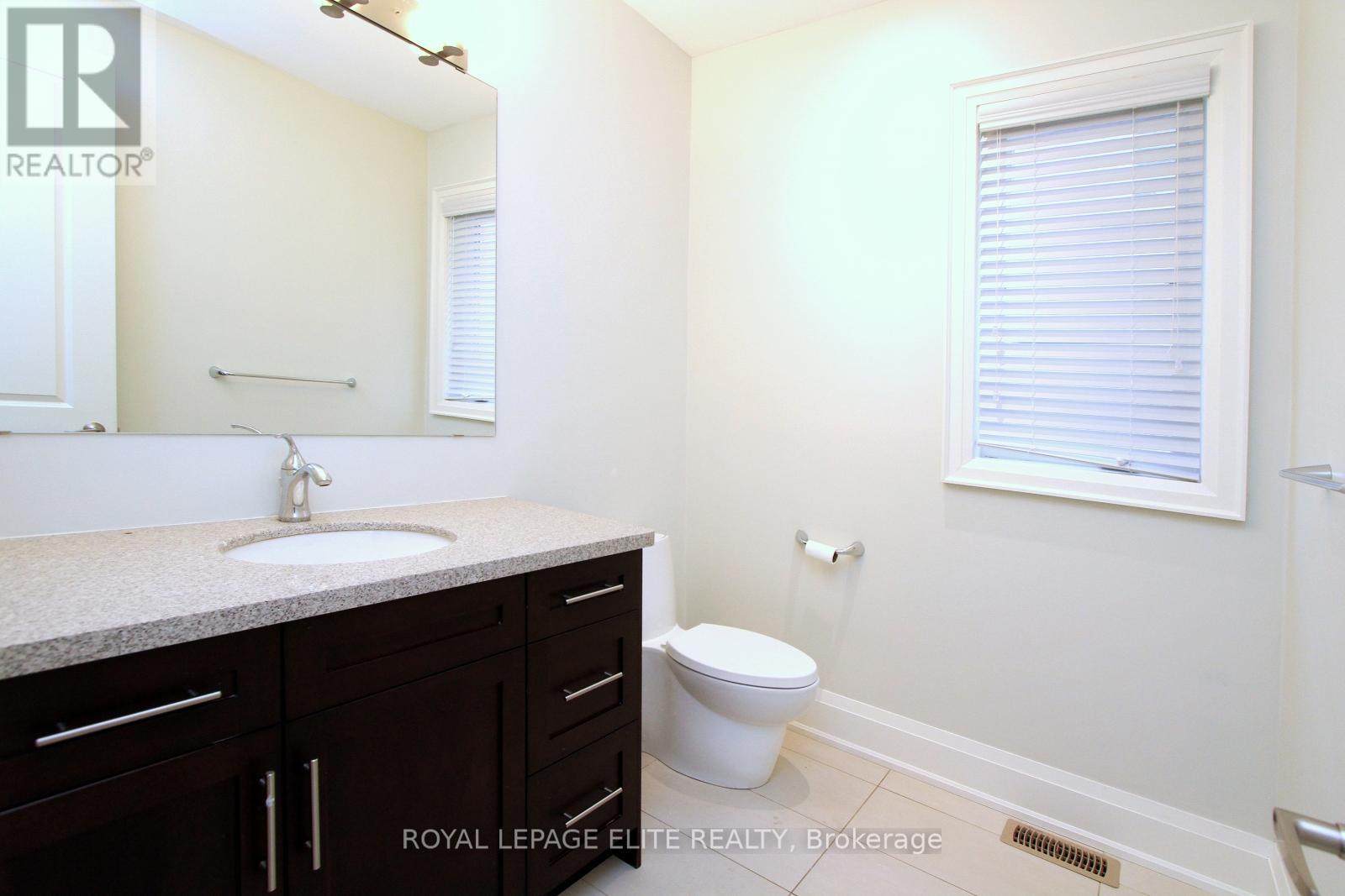 486 Hidden Trail, Oakville, Ontario  L6M 0N4 - Photo 7 - W12676376