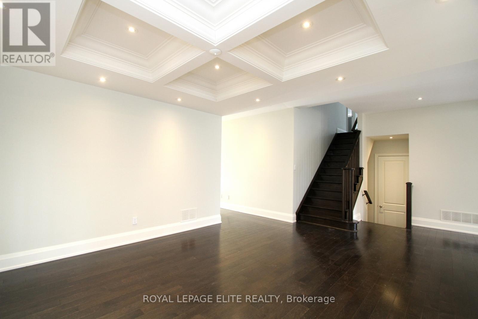 486 Hidden Trail, Oakville, Ontario  L6M 0N4 - Photo 9 - W12676376