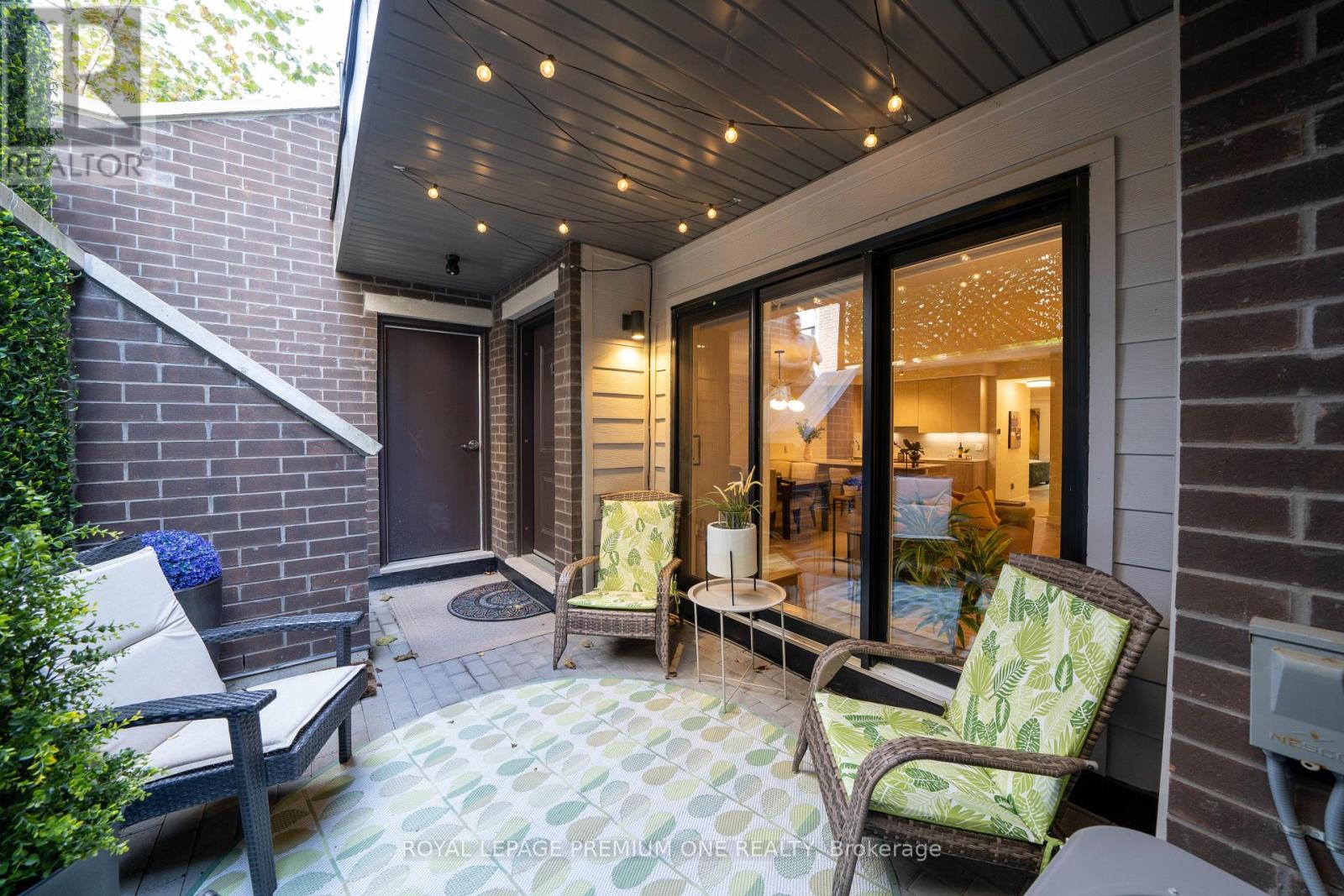 13 - 66 Long Branch Avenue, Toronto, Ontario  M8W 3J4 - Photo 4 - W12676414