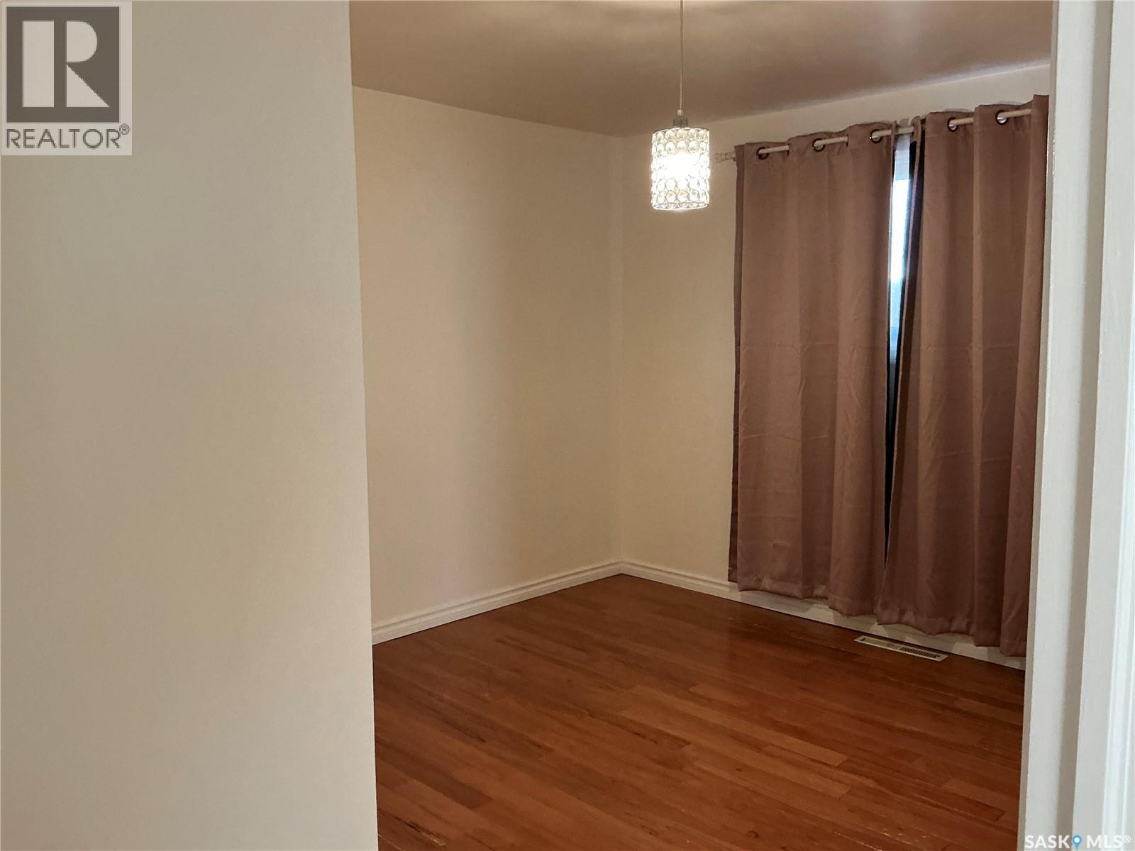 137 X Avenue S, Saskatoon, Saskatchewan  S7M 3H2 - Photo 10 - SK026410