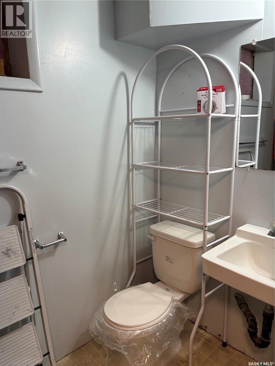 222 1st Street Ne, Wadena, Saskatchewan  S0A 4J0 - Photo 13 - SK026384