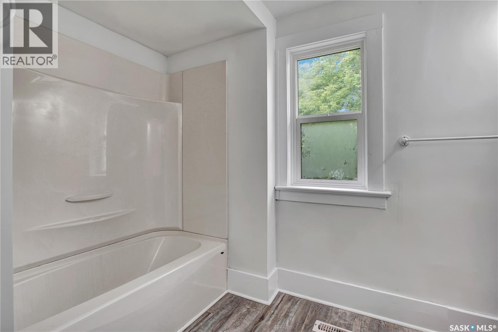 221 N Avenue S, Saskatoon, Saskatchewan  S7M 2N1 - Photo 18 - SK026365