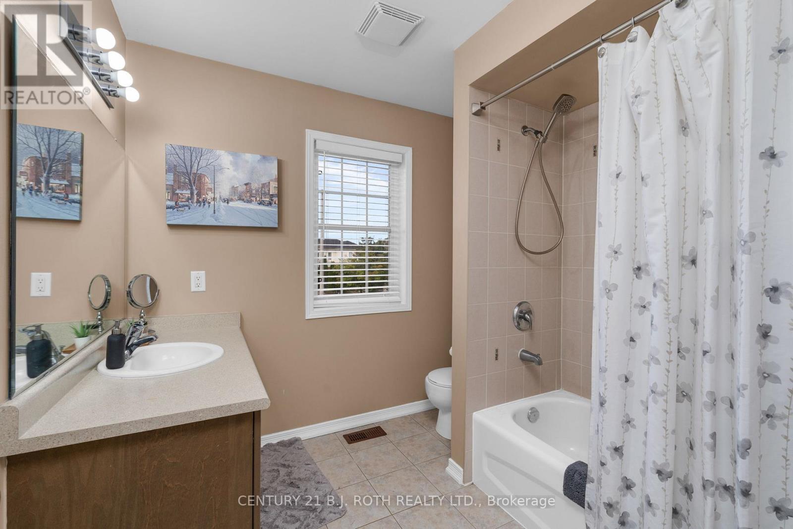 35 Mccann Lane, Essa, Ontario  L0M 1B4 - Photo 20 - N12463435