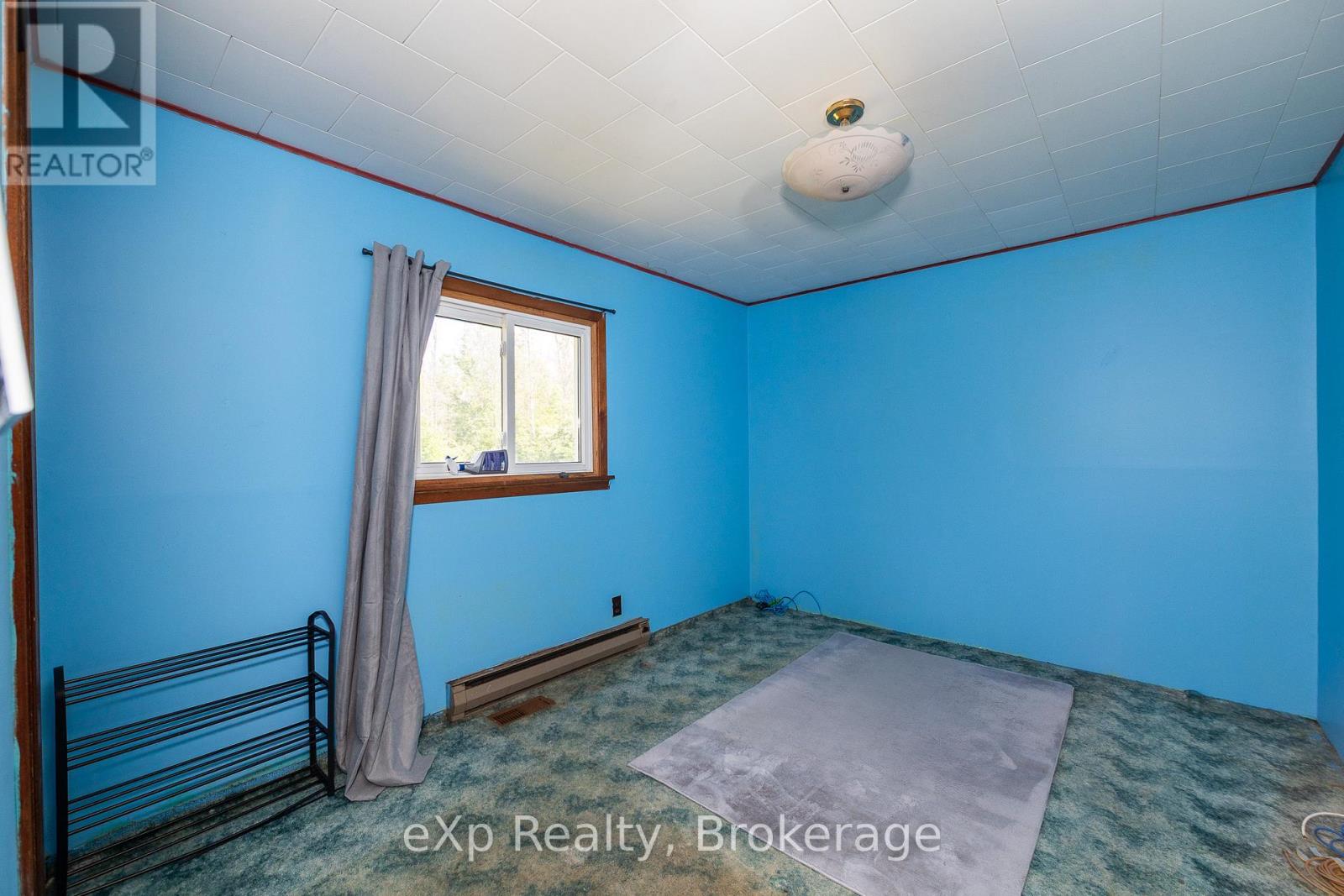 873 14th Street W, Georgian Bluffs, Ontario  N4K 6V5 - Photo 10 - X12676512