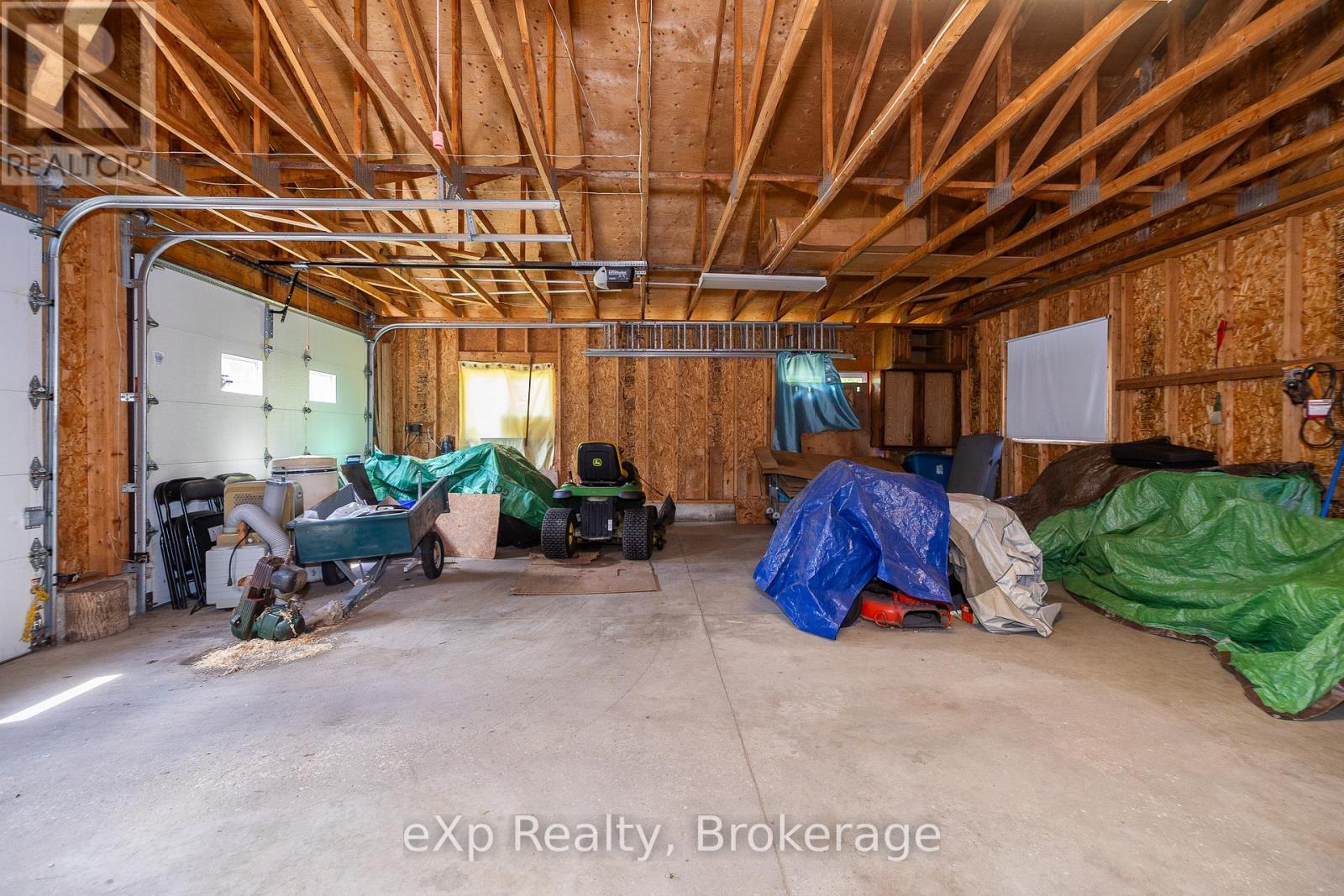 873 14th Street W, Georgian Bluffs, Ontario  N4K 6V5 - Photo 15 - X12676512