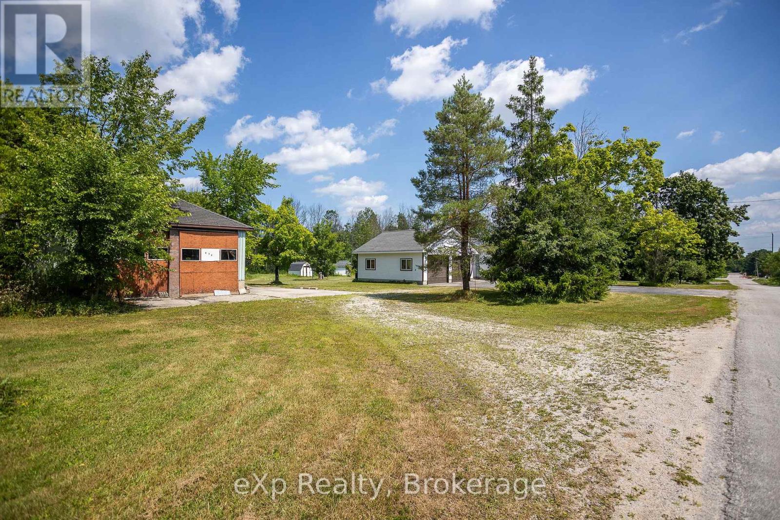 873 14th Street W, Georgian Bluffs, Ontario  N4K 6V5 - Photo 18 - X12676512