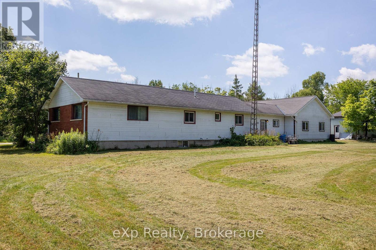 873 14th Street W, Georgian Bluffs, Ontario  N4K 6V5 - Photo 4 - X12676512