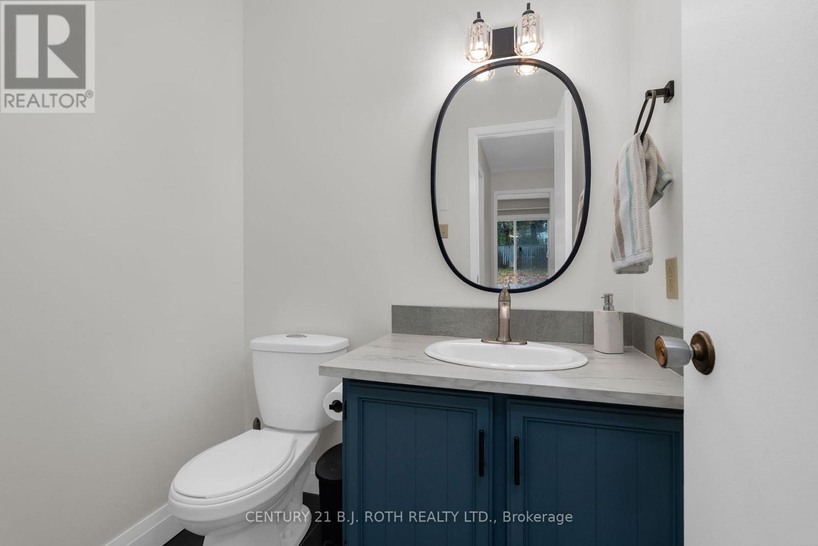 4 White Pine Place, Barrie, Ontario  L4M 5L7 - Photo 17 - S12512182