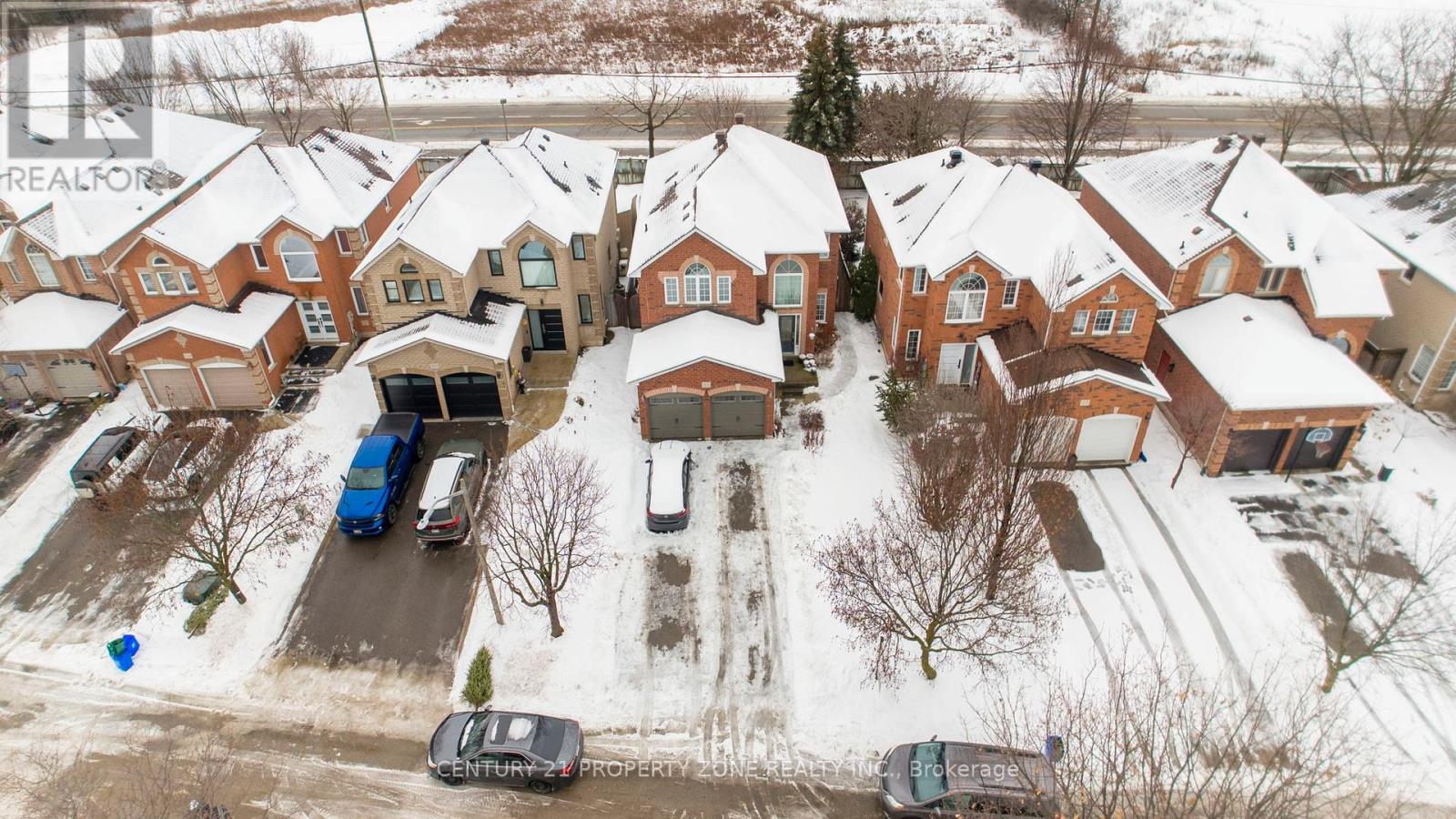 33 Early Street, Halton Hills, Ontario  L7G 5W8 - Photo 2 - W12674926