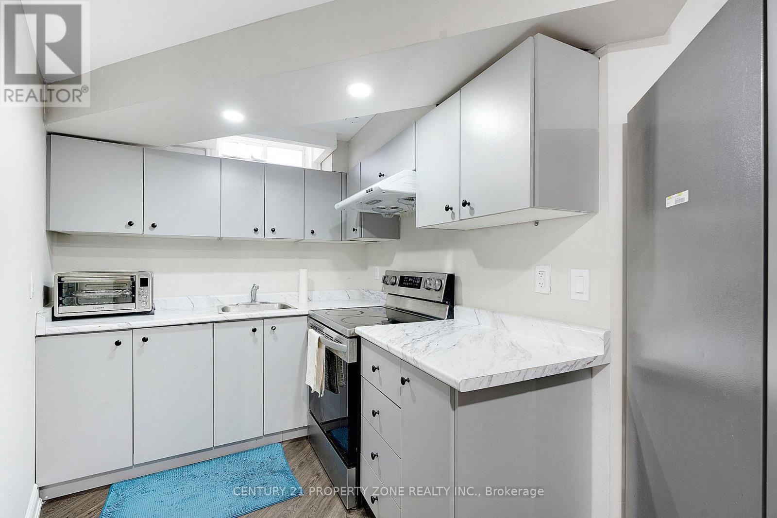 33 Early Street, Halton Hills, Ontario  L7G 5W8 - Photo 43 - W12674926