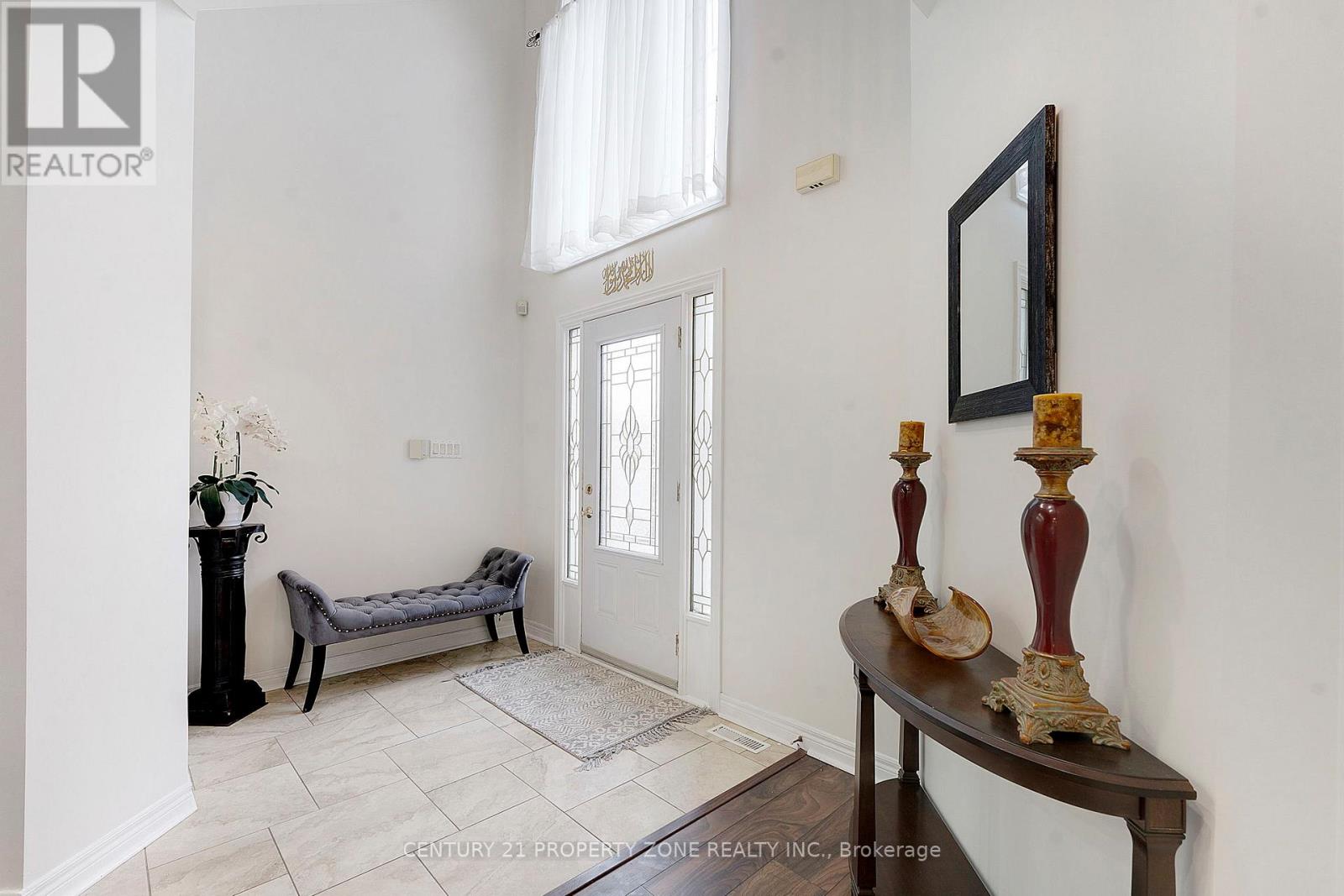 33 Early Street, Halton Hills, Ontario  L7G 5W8 - Photo 7 - W12674926