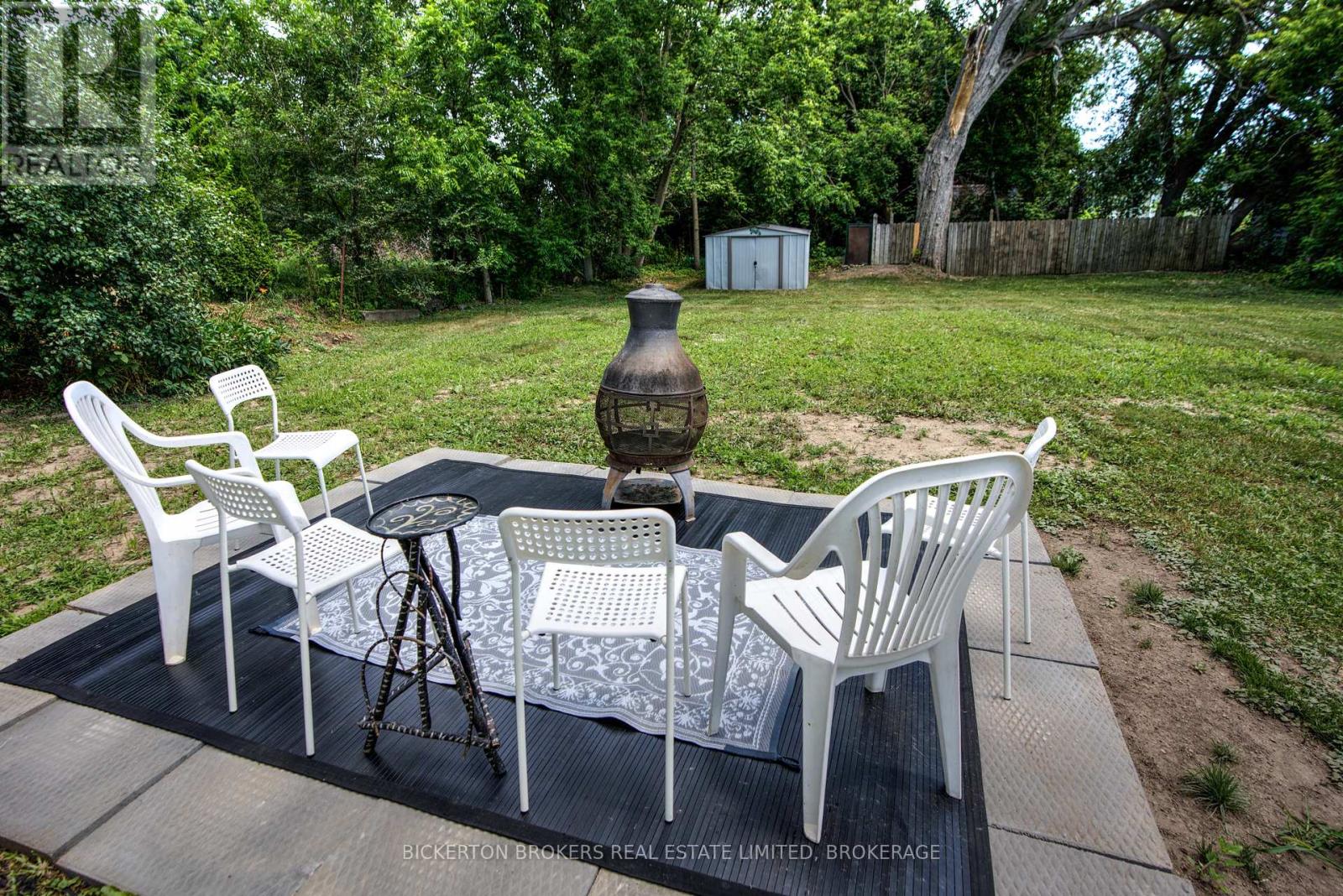 153 Main Street, Leeds And The Thousand Islands, Ontario  K0H 2N0 - Photo 12 - X12676424