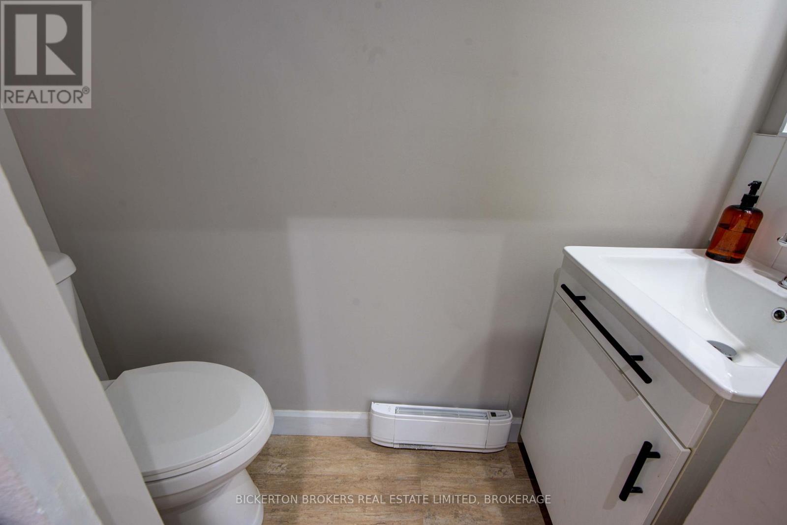 153 Main Street, Leeds And The Thousand Islands, Ontario  K0H 2N0 - Photo 23 - X12676424