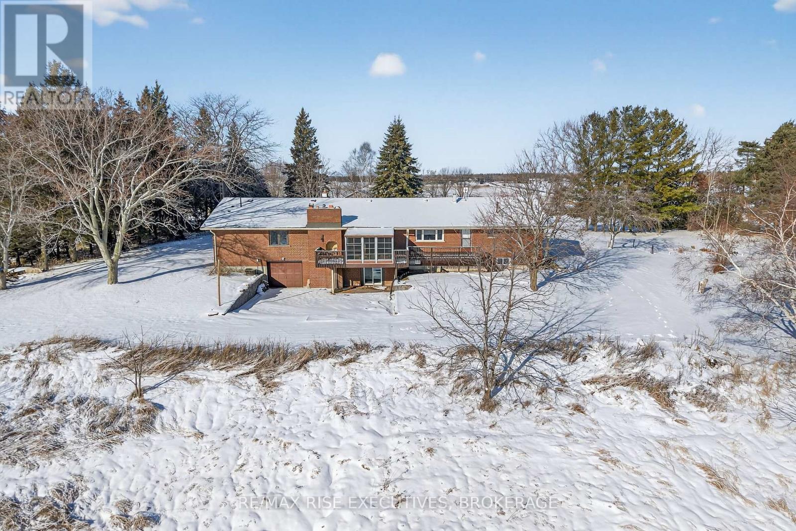 1647 Galt Street, Greater Napanee, Ontario K0H 1G0 - Photo 1 - X12676530