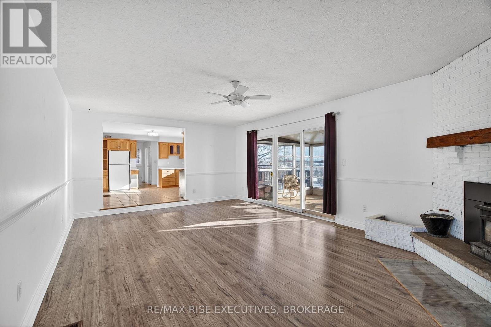 1647 Galt Street, Greater Napanee, Ontario K0H 1G0 - Photo 14 - X12676530