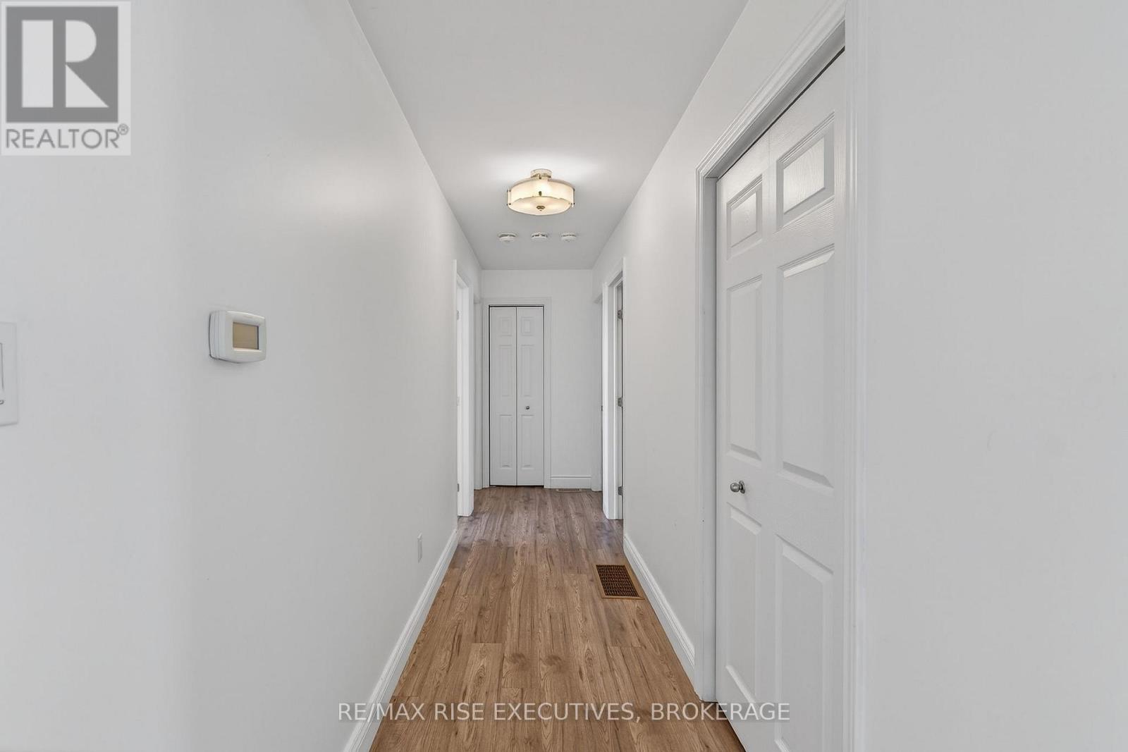 1647 Galt Street, Greater Napanee, Ontario K0H 1G0 - Photo 17 - X12676530