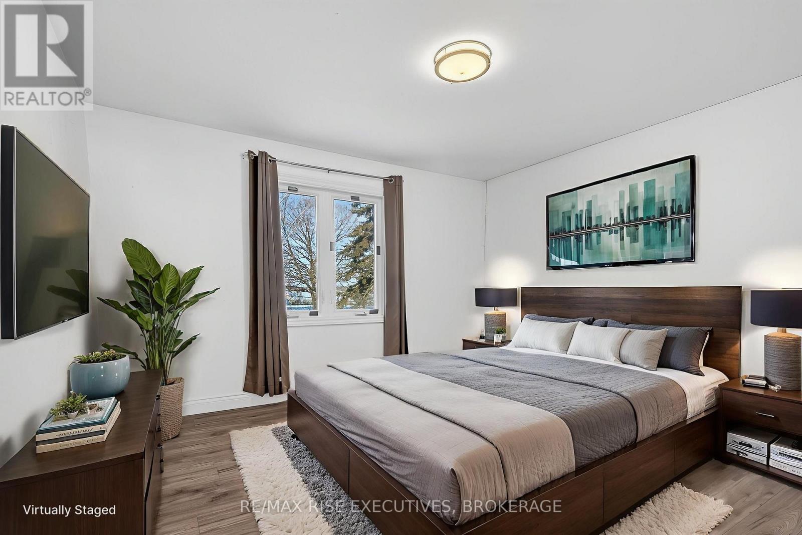 1647 Galt Street, Greater Napanee, Ontario K0H 1G0 - Photo 24 - X12676530