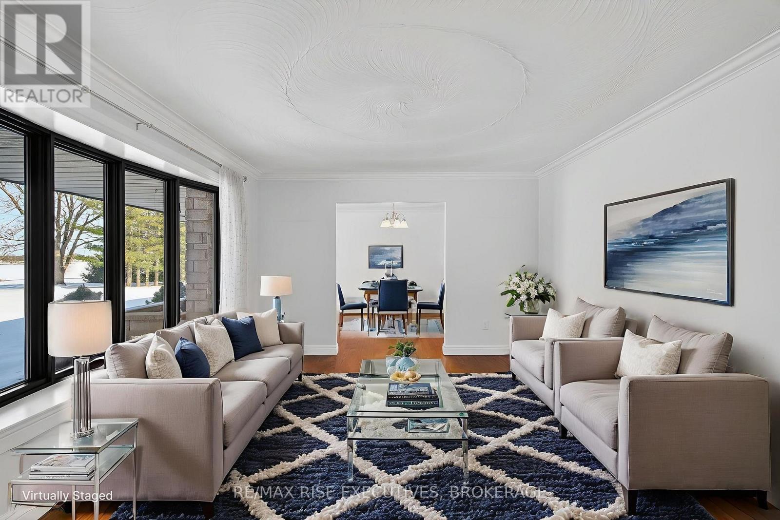 1647 Galt Street, Greater Napanee, Ontario K0H 1G0 - Photo 6 - X12676530