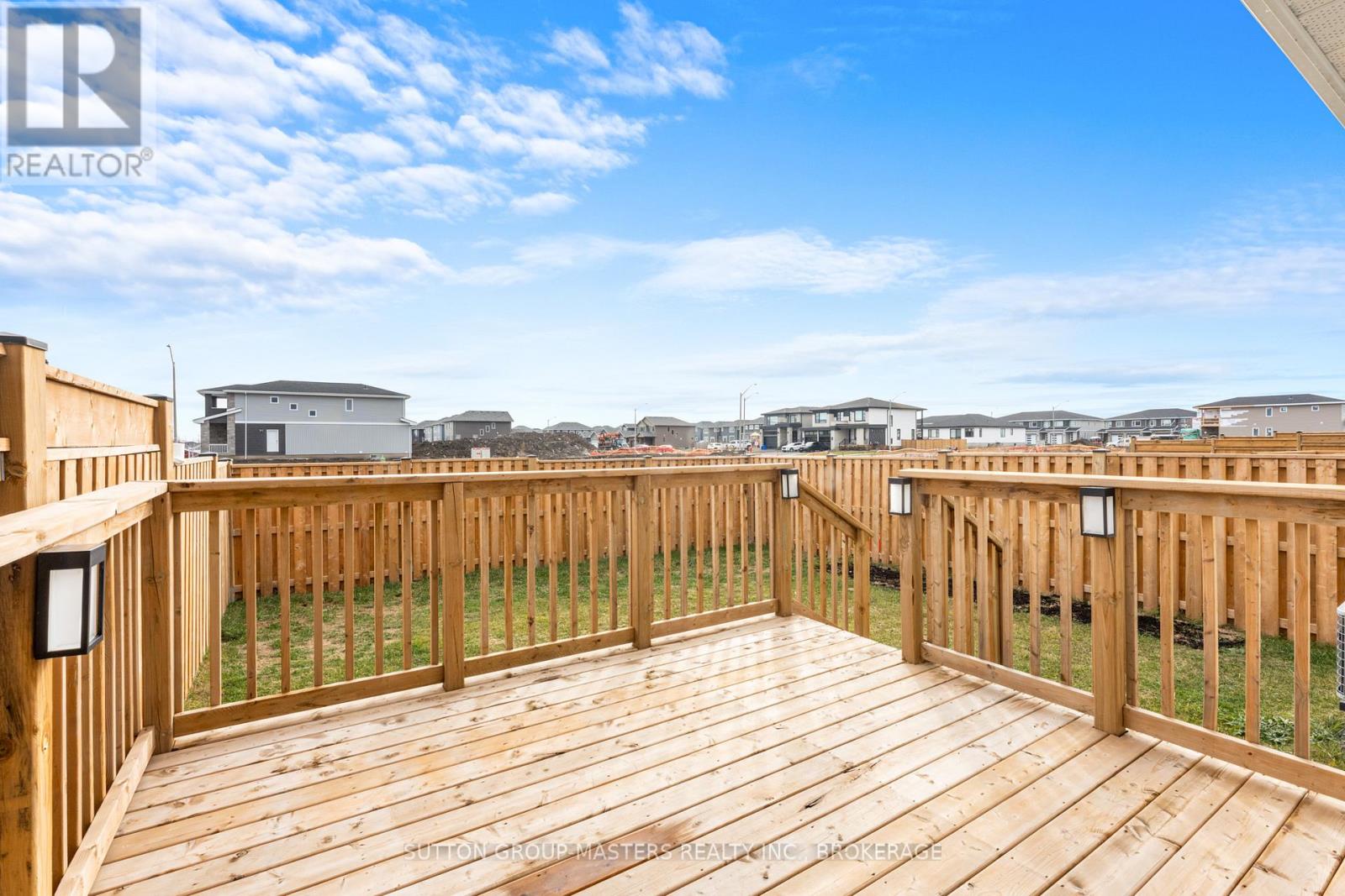 229 Superior Drive, Loyalist, Ontario K7N 0E9 - Photo 37 - X12676558