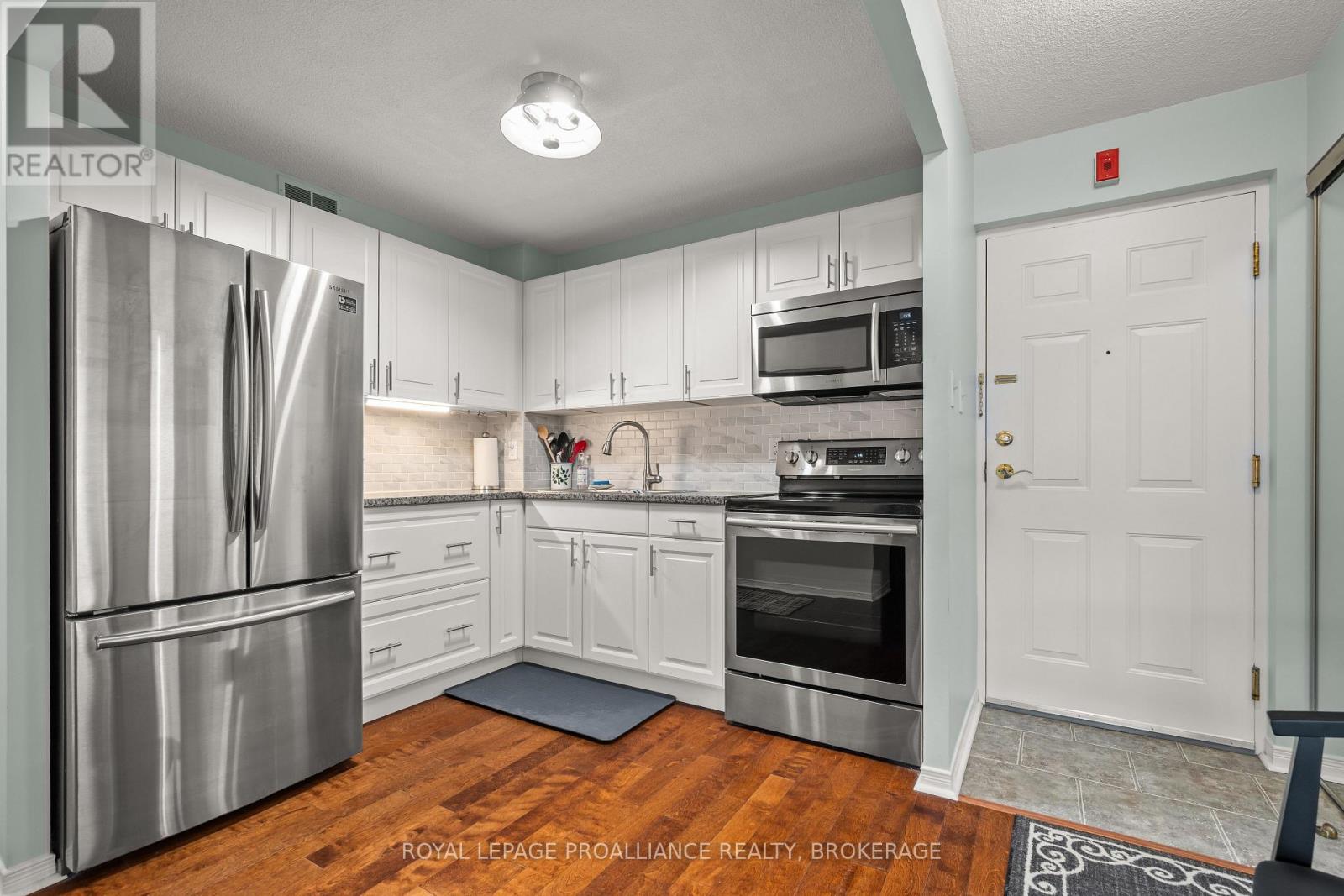 505 - 14 Greenview Drive, Kingston, Ontario  K7M 7T5 - Photo 14 - X12676588