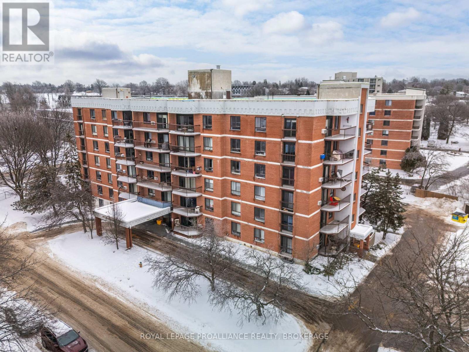 505 - 14 Greenview Drive, Kingston, Ontario  K7M 7T5 - Photo 7 - X12676588