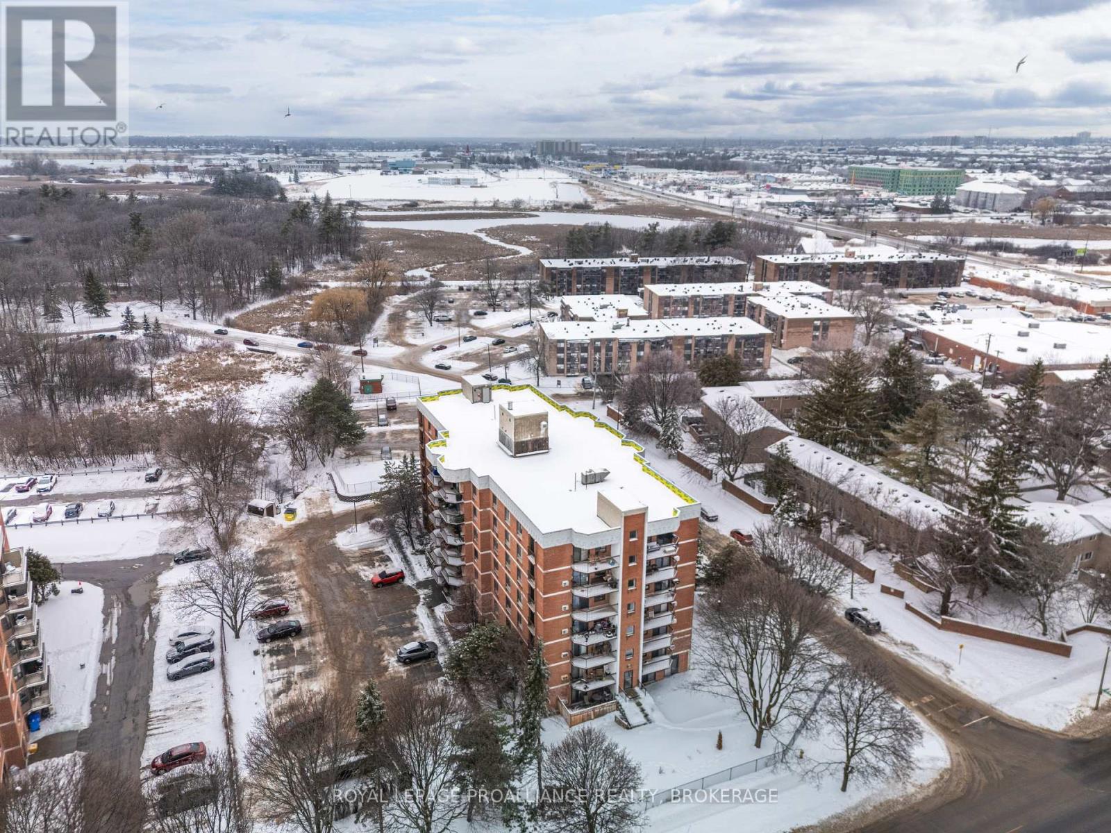 505 - 14 Greenview Drive, Kingston, Ontario  K7M 7T5 - Photo 9 - X12676588