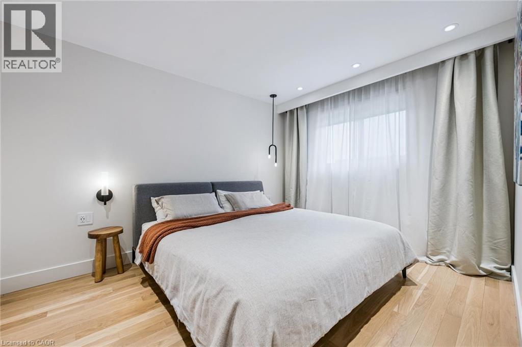 1352 Vancouver Crescent, Burlington, Ontario  L7M 1W2 - Photo 13 - 40796964