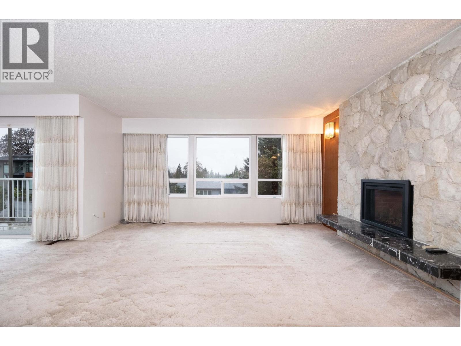 7740 Allman Street, Burnaby, British Columbia  V5E 2B1 - Photo 12 - R3077315