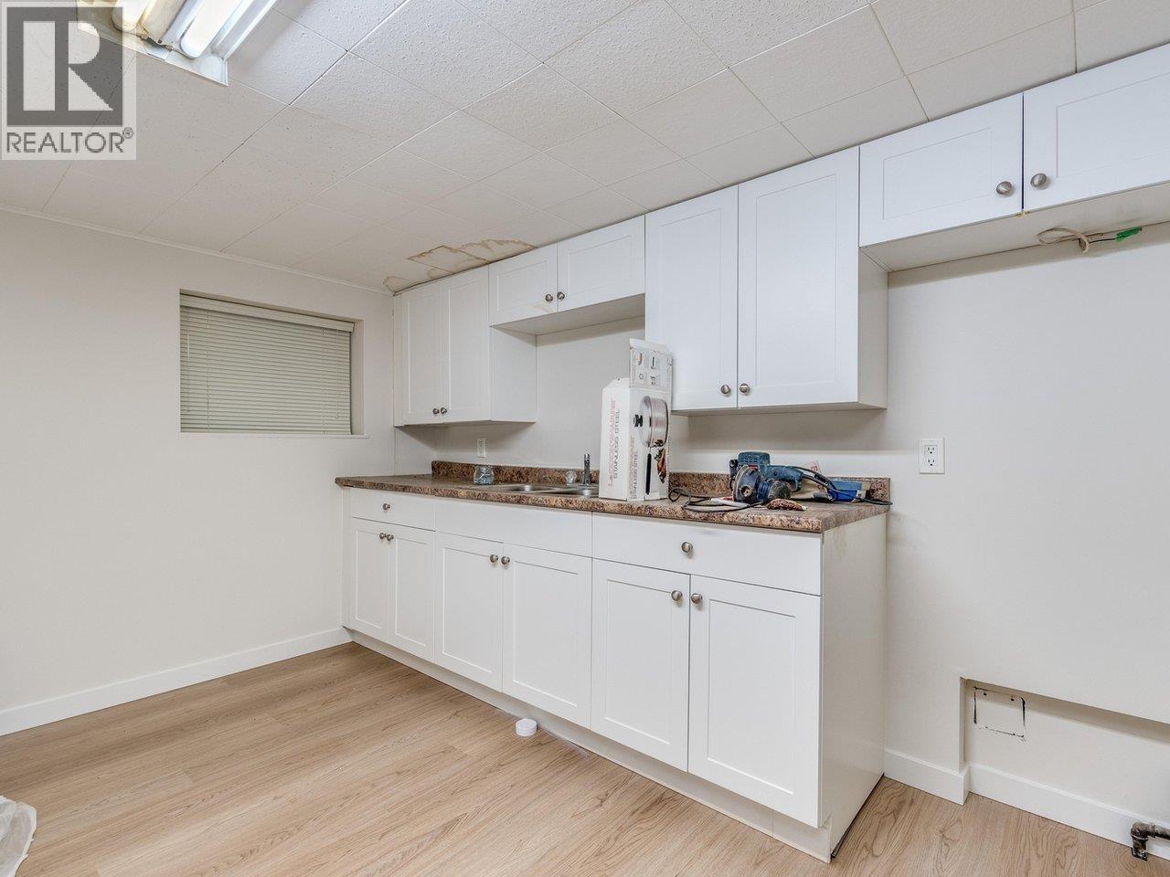 840 Rochester Avenue, Coquitlam, British Columbia  V3K 2W2 - Photo 32 - R3066079