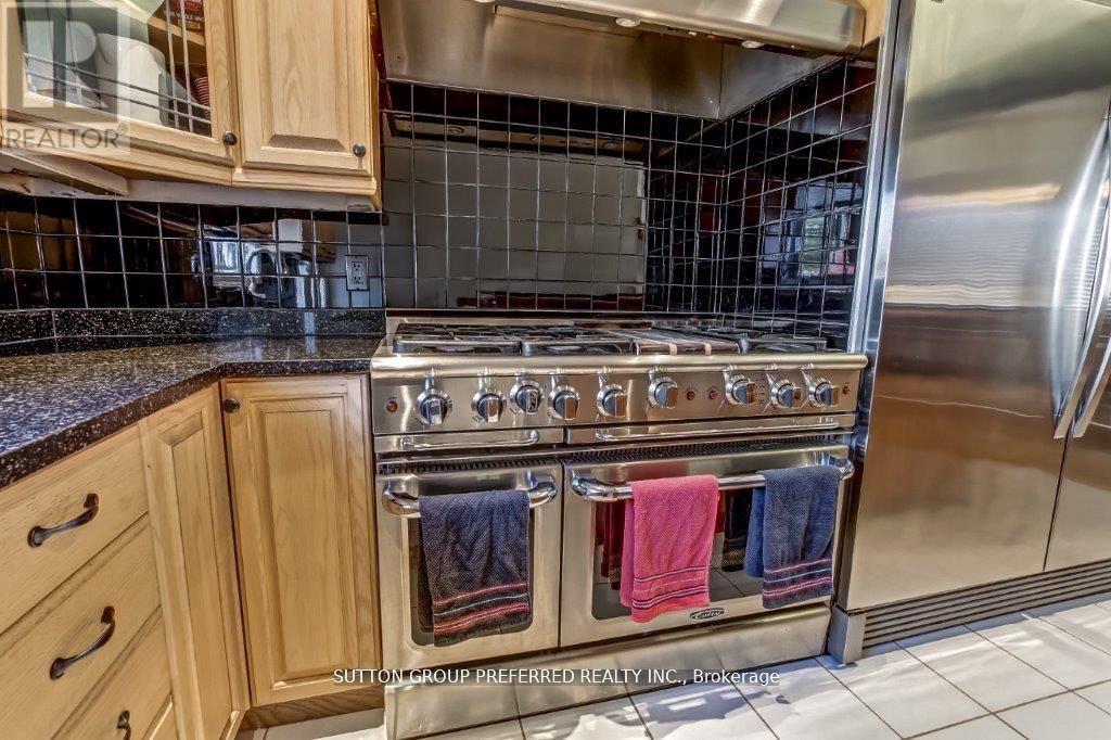 296 Bournemouth Drive, London East, Ontario  N5V 4S5 - Photo 10 - X12676642